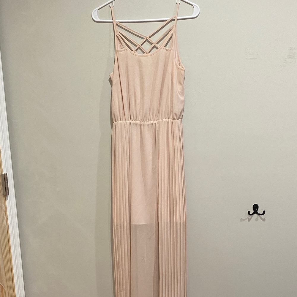 Forever 21 Elegant Blush Pink Maxi Dress